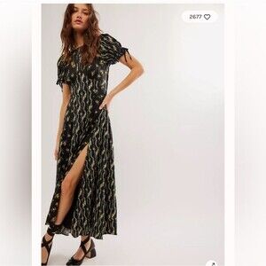NWOT / Free People / Magdalena Bohemian Midi Dress / Size 12 / $198 retail
